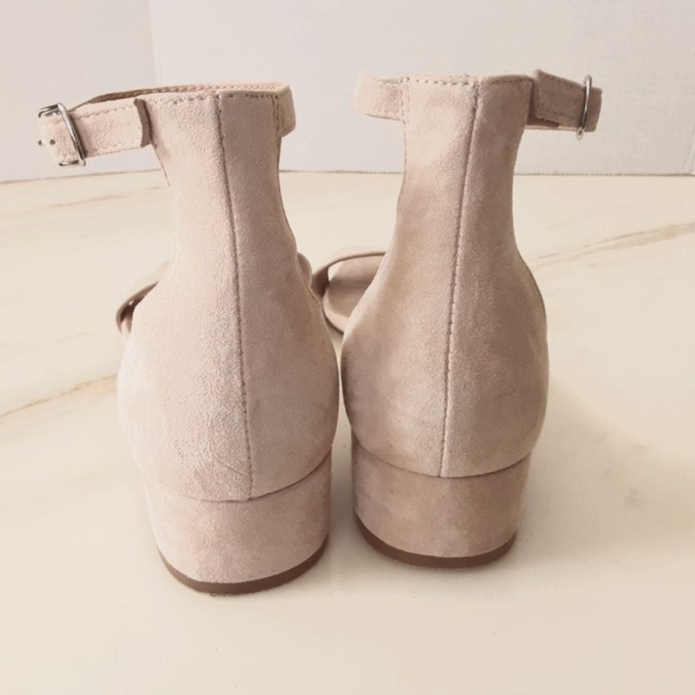 STEVE MADDEN IRENNE SUEDE BLOCK HEEL ANKLE SANDAL SZ 10 - Picture 6 of 8